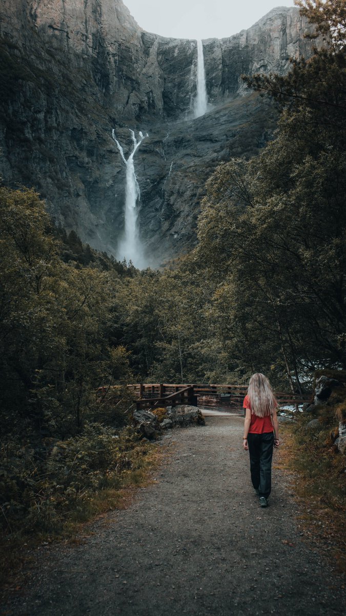 Good morning!! 
I'll never get tired of views like this 🌿