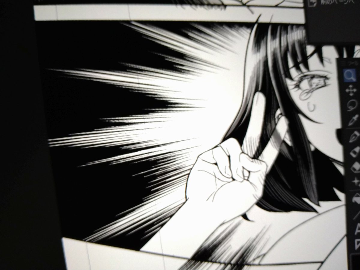 液タブを新調したおかげか、はたまたコミスタからクリスタへ移行したおかげか、それともただの気の所為なのか判らないけど、以前よりもベタフラが綺麗に描けるわん。良い。 