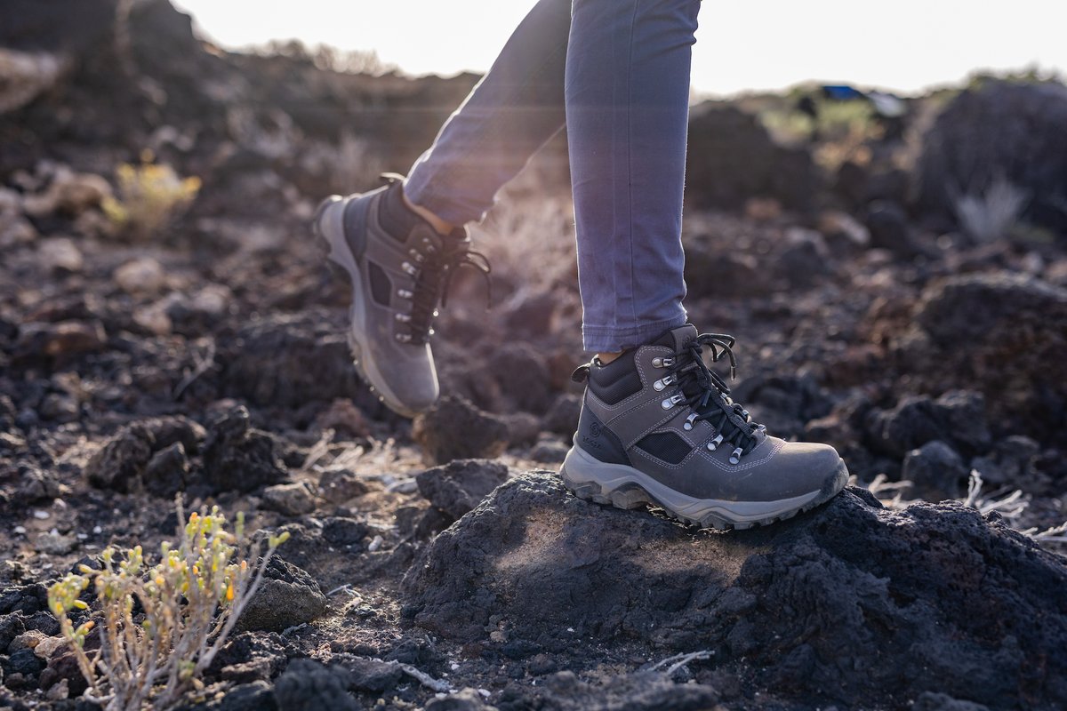 WomenTalking's tweet photo. Made for Walking: TOG24 unveils the new Womenโs 2022 footwear collection.
https://t.co/kGwZZb169v
#boots #footwear @TOG24Official #yorkshire #logo #lookafteryourfeet #comfort #style #wearable #fashion #stylish #walking #madeforwalking #walkingboots #fashionboots #stylishboots https://t.co/1UX39CVQbw