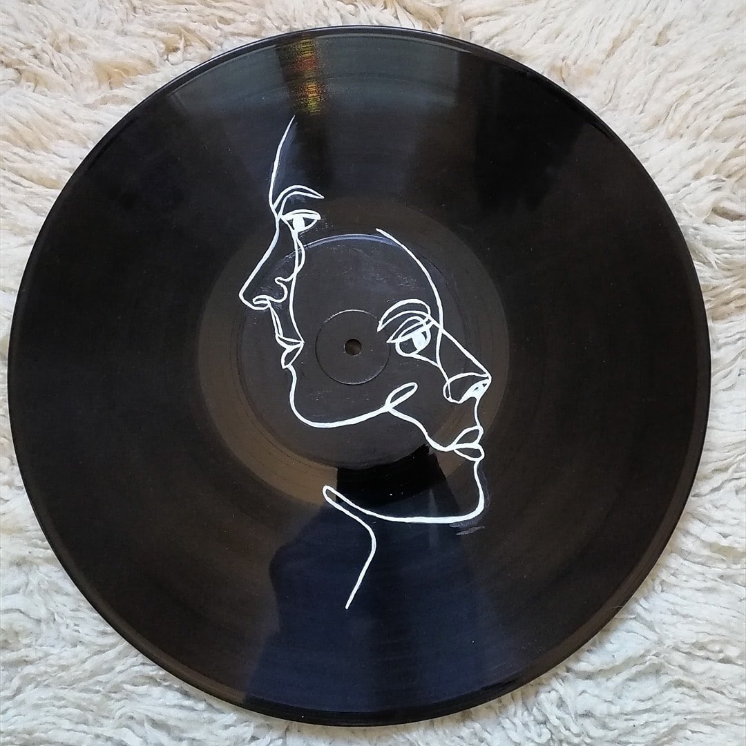 claravinyle's tweet image. 