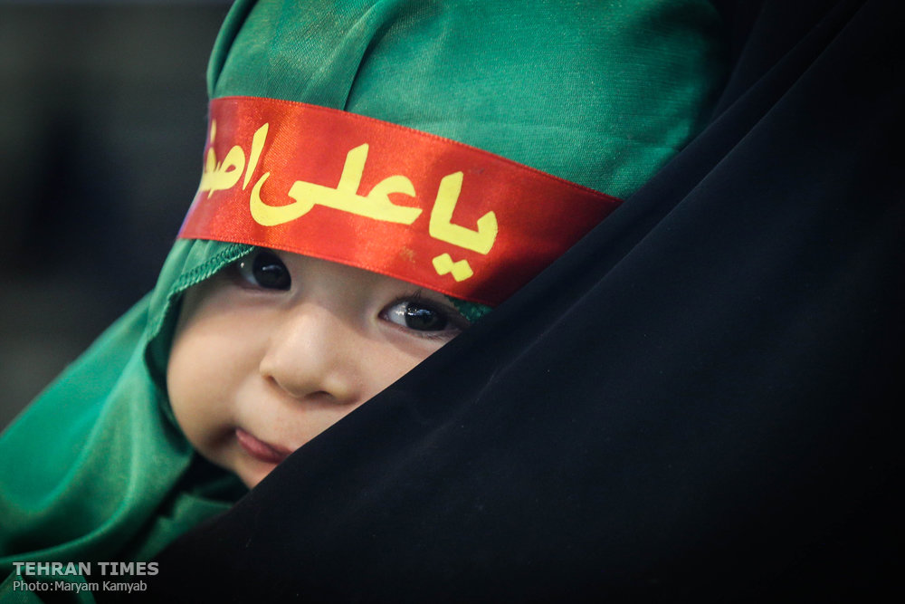 3 محرم
امام حسین۴ کی الٰہی شخصیت
خدُا کے لئے اُن کا قرب
اُن کا پیغام اور قربانی اگلی نسلوں کے لئے پوری انسانیت کی رہنمائی جاری رکھے گی...💚🥀
عزیزم_حسین۴ 🙌
عاشی...🖤