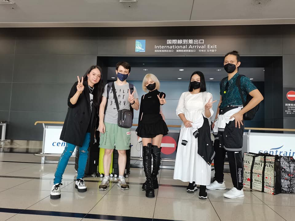 knightkiraFSPH's tweet photo. JUST IN: Our @wcsph representatives, @aria_gxc and Jin JM are now in Nagoya, Japan for the 2022 @cosplay_summit!
They are joined by Ms. Joy Nakata of @amboxph and @mingmiho, who will join as WCS alumni.
#WCSph #WCS2022 #WCSTeamPilipinas
@AnimePilipinas https://t.co/RuimLOgTTf