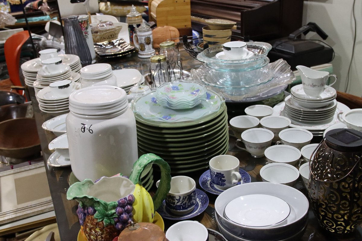 HomeGoods_Ug's tweet photo. The kitchen is the heart of the home. Make that heart beat with the best quality kitchenware from #HomeGoodsUg.

Call 0782-328249/0750-841010 to place your orders or visit our Store on Spring Rd Opp. Shell-Bugolobi. https://t.co/N6HmiMEEe4