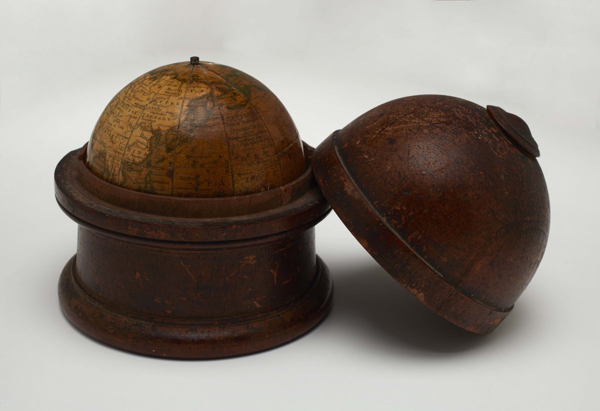 seamuseum_'s tweet photo. #FromtheCollections: How did people in the C19 keep up with global news without the internet? With Britain's influence expanding over the world in 1800s, pocket globes were used to follow the news of the day.
#SeaMuseumCollection #pocketglobe #maritimecollection #maritimehistory https://t.co/dHiWwCnl6W