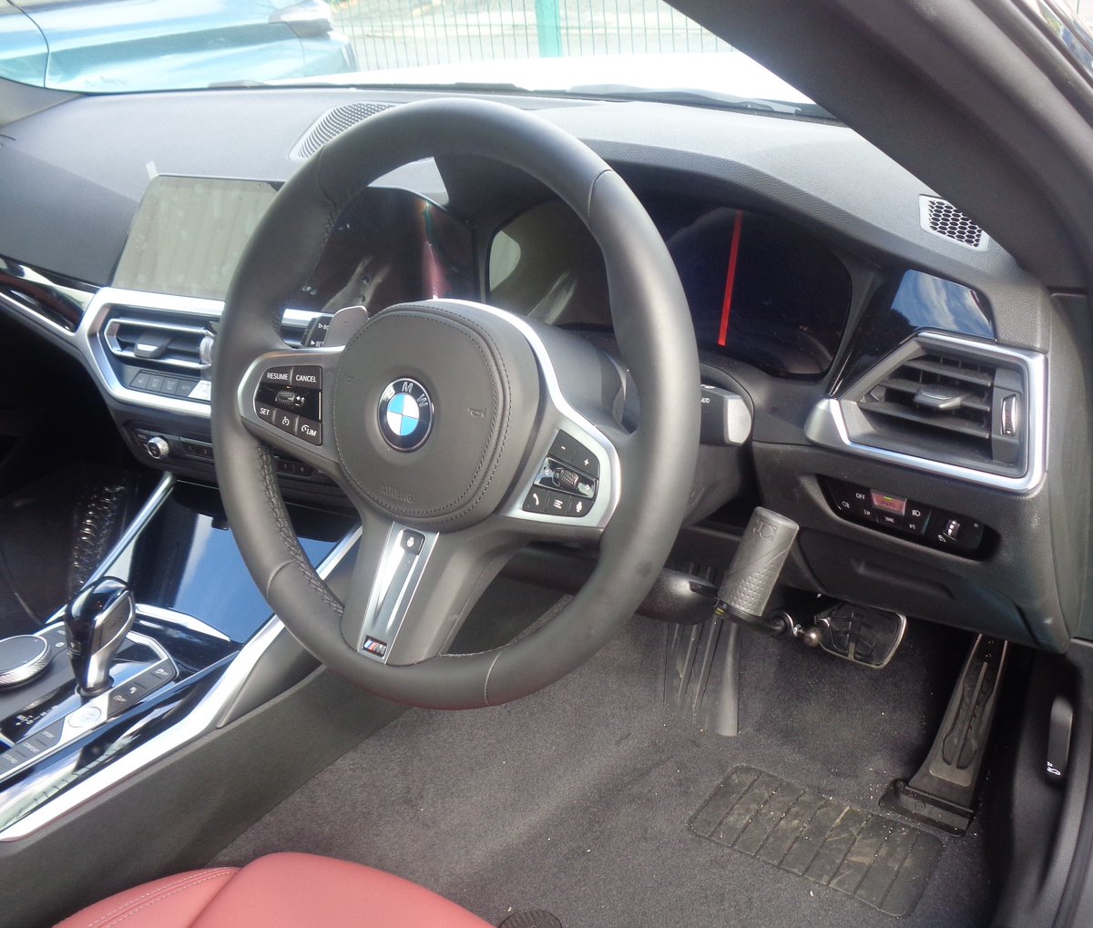 Push/Pull Brake/Accelerator Hand Control designed and installed for the new BMW 2 Series.

<a href="/BMW_UK/">BMW UK</a> #handcontrol #adaptation #driving #mobility #bmw #2series #drivingexcellence