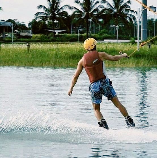 AnRox89's tweet image. Tony wakeboarding in CamSur.
JC surfing in Baler.
Boyfriend tingz. Charot!

#HelloStranger 
#JCTON
#XavMi forevah