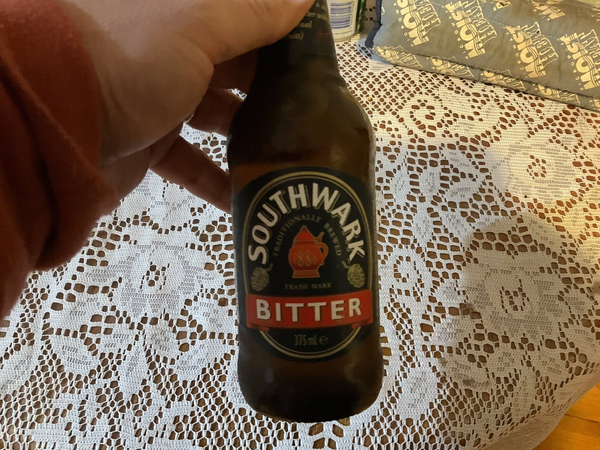RedbackJim's tweet photo. @RisdonCricket @Jacurtis95 @Eurostep93 @AidanCurt15 I hear only the best PPCA coaches drink #Southwark #GreenDeath #FlavourCountry #AllAboardThePirateShip https://t.co/nTbDOqYHKr