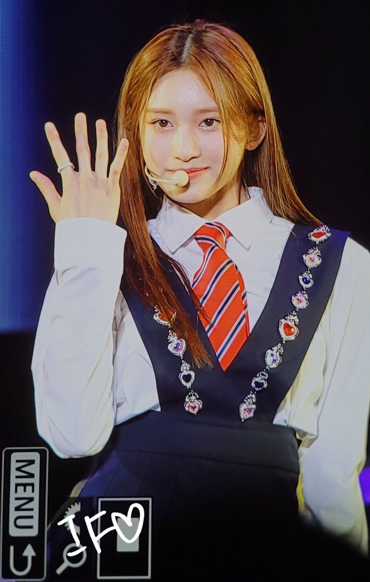 Leeseo_iF's tweet photo. 220802 아이브 이서 프리뷰  #IVE #아이브 #이서 #Leeseo https://t.co/vmnSUDsRZQ