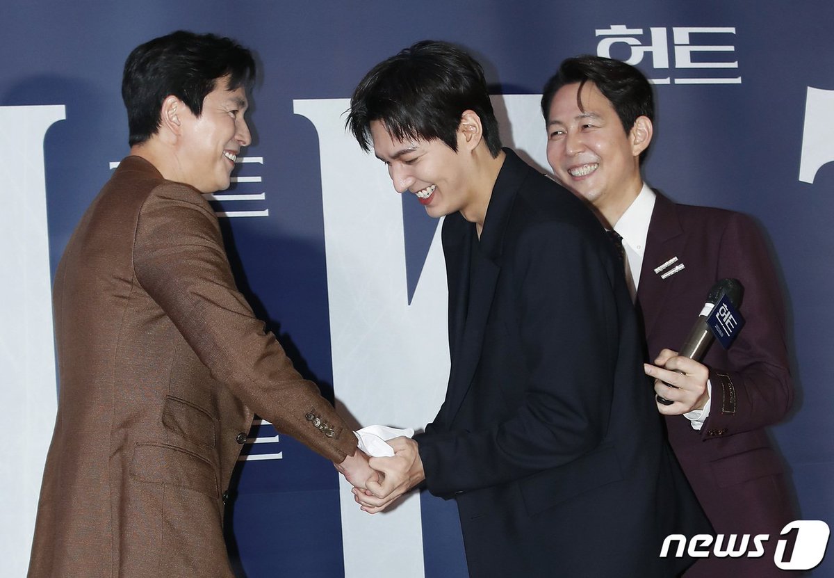 ShiningLMH's tweet photo. aww this a is treasured moments. #LeeMinho with his beloved and respected sunbaenims and bestie #LeeJunJae and #JungWooSung 🤗🥰😘
ctto: https://t.co/eLqPyF66NR