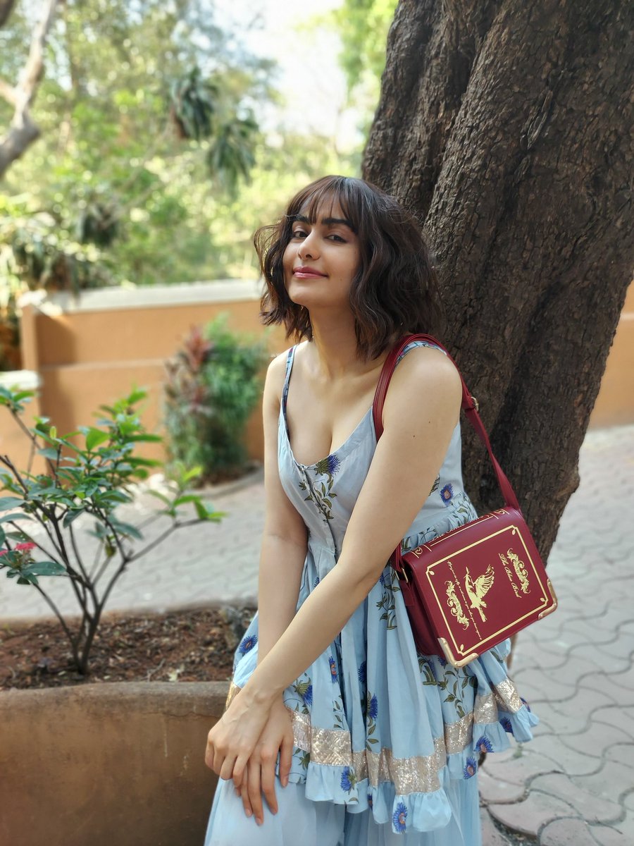 adah_sharma's tweet image. 😈