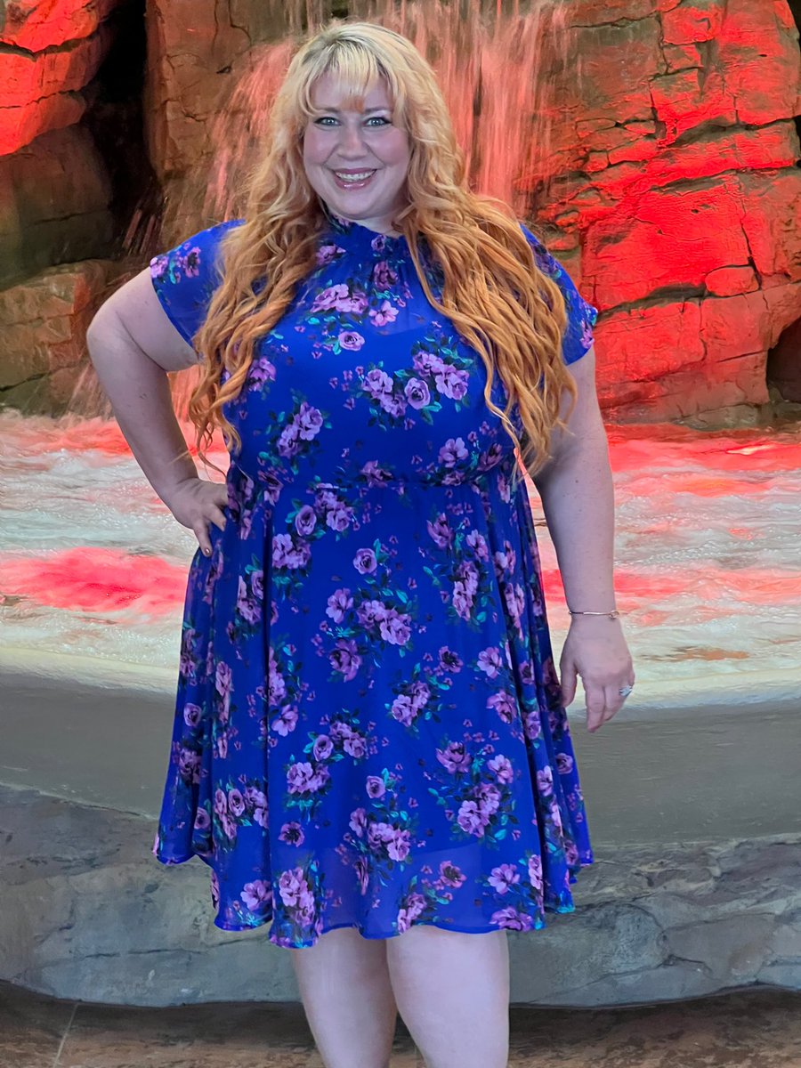 Charity 👑 Your Busty 44j Redhead Bbw Goddess🧚 On Twitter She Acts Like Summer And Walks Like