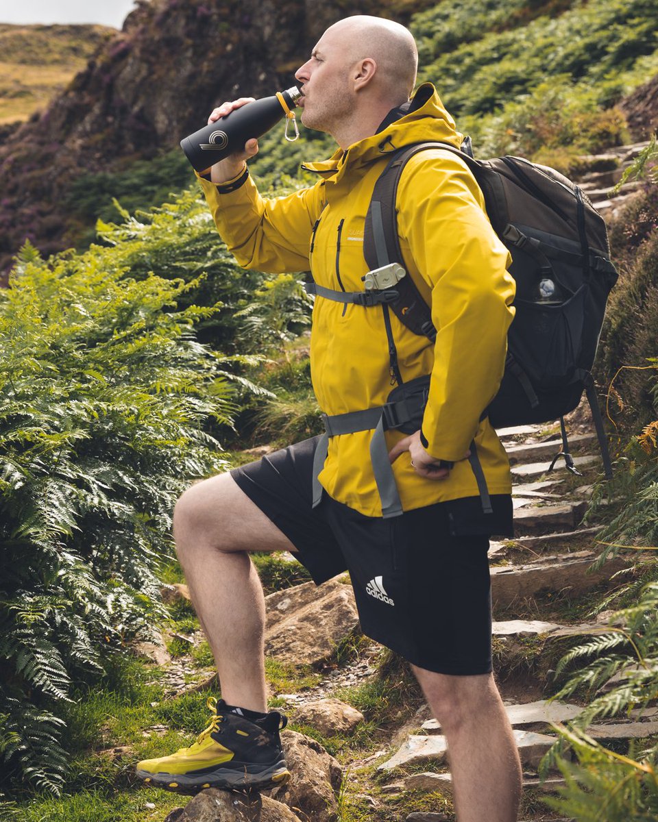true9digital's tweet photo. We are nothing but thorough at true9, as demonstrated by Martin road testing some branded goodies for the team! Thank you @shoreusable for helping us look after the true9 team 😉

#worklifebalance #weekendplans #reducereuserecycle #sustainability  #ukhiking #lakedistrict https://t.co/X8CRXOPw2z