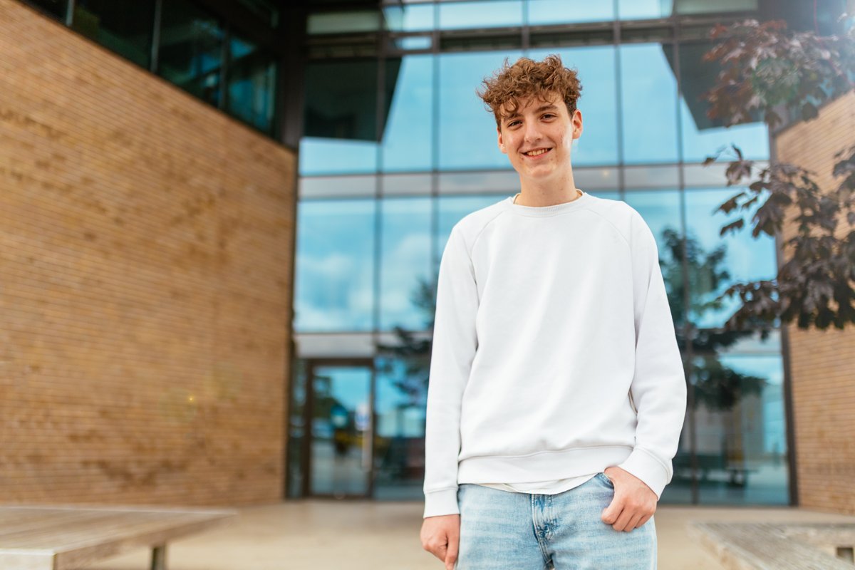 CAVC's tweet photo. Apply now to start College this September! 

Take advantage of our amazing facilities and expert tutors.

It’s quick and easy to apply online: https://t.co/XjaKUQUmhi https://t.co/u11vGtDPQU