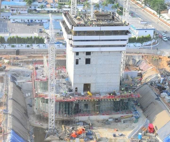 LA  TOUR F D'ABIDJAN  EN TÉLÉCHARGEMENT

LA PLUS HAUTE TOUR D'AFRIQUE 🙏❤️🙏