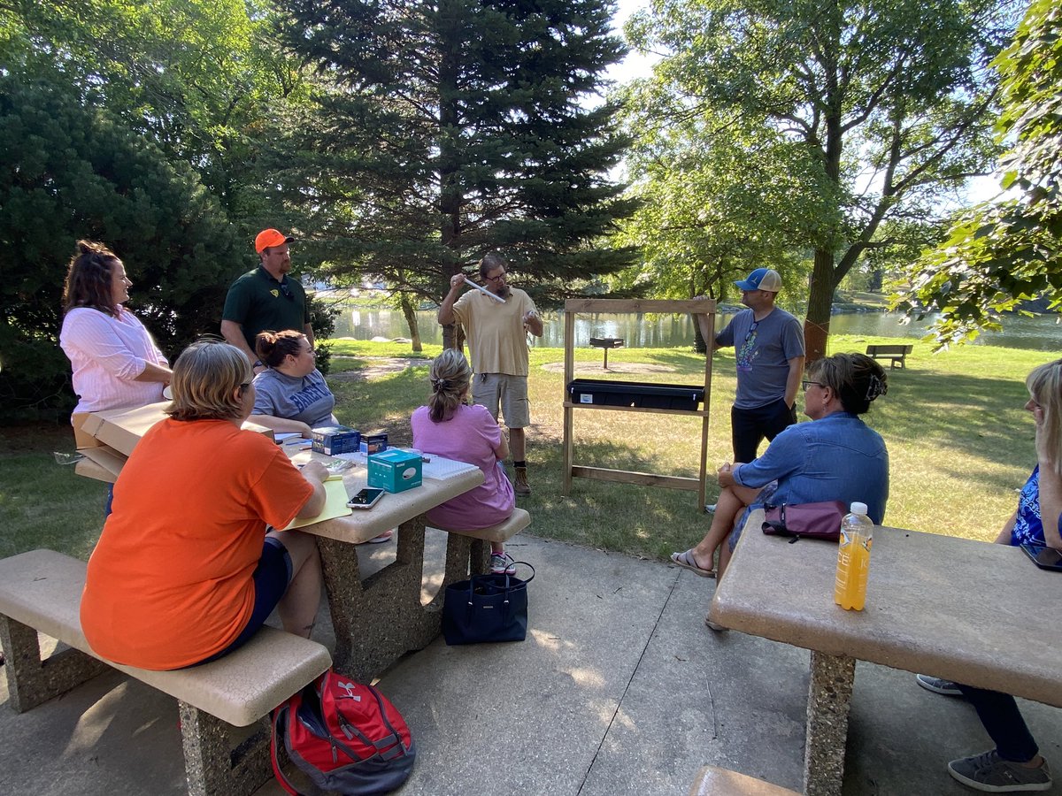 JBDrey's tweet image. Training on Ioponics! What an amazing morning of learning from one of the best! I cannot wait to experience this with my students. @IowaSTEM @NWIowaSTEM #ScaleUpPrograms #AmericasSchool #TheEES #KinderSTEM #ioponics