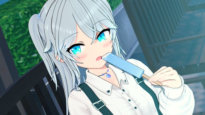 リーナはアイスはなめずにかじる派でした https://t.co/fL2BDIi9ED 