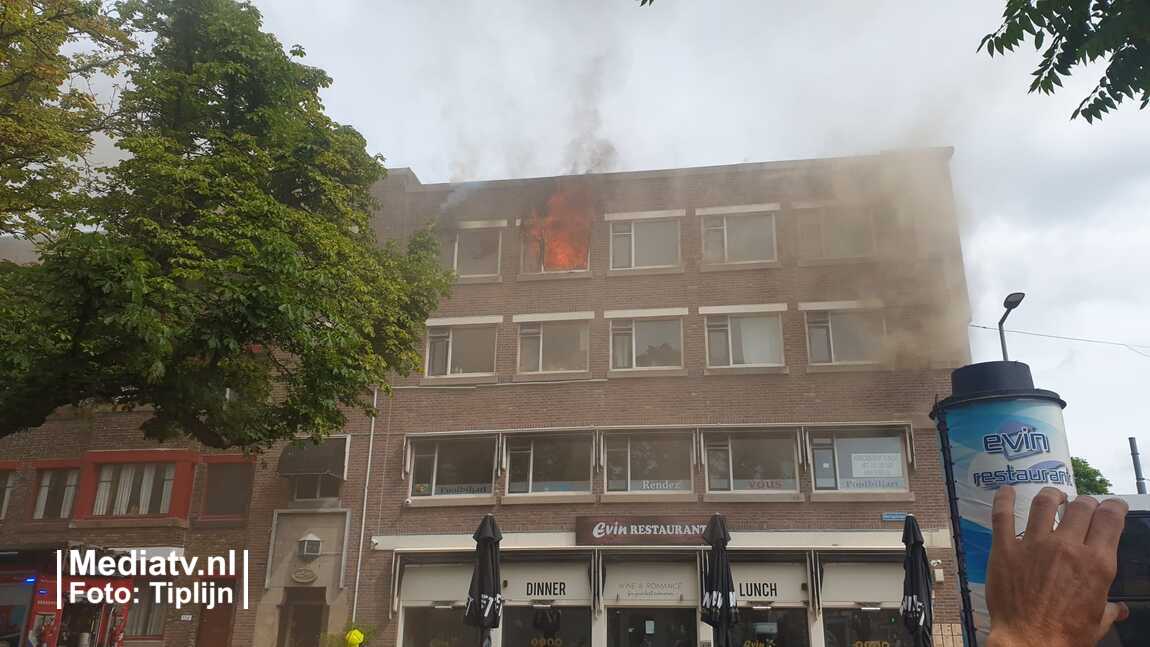 Alarmering zeer grote brand samen met de <a href="/OD179192/">179192 - officier van dienst brandweer</a> Door snel en effectief optreden van de ploegen bleef de schade beperkt en waren er geen gewonden.