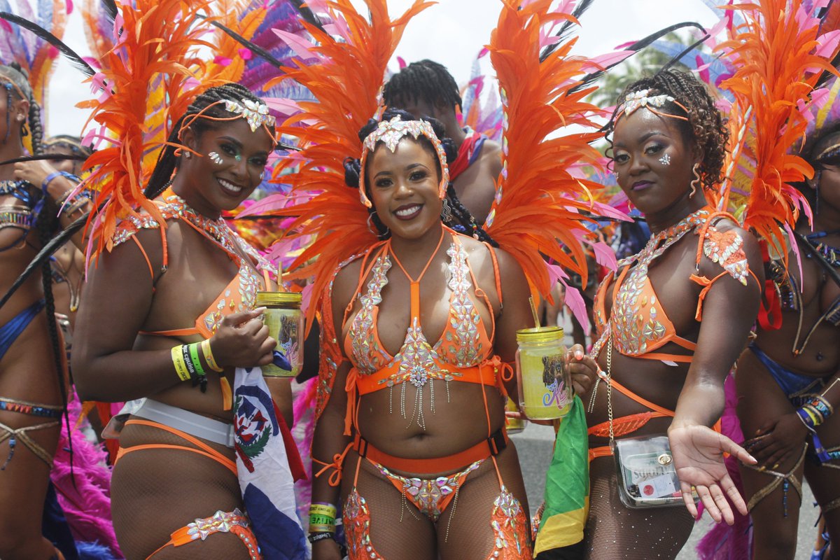 mattsalademoji's tweet photo. CROP OVER GOOD MAWNING!!!! Kadooment picture thread incoming! 🧵 https://t.co/nS9teGFqeU