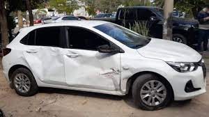 ENCONTRARON EL VEHÍCULO Y SU PROPIETARIA QUE ESTARÍAN IMPLICADOS EN UN ACCIDENTE QUE DEJÓ A UN JOVEN INTERNADO EN EL HAC
radioformosa.com.ar/encontraron-el…