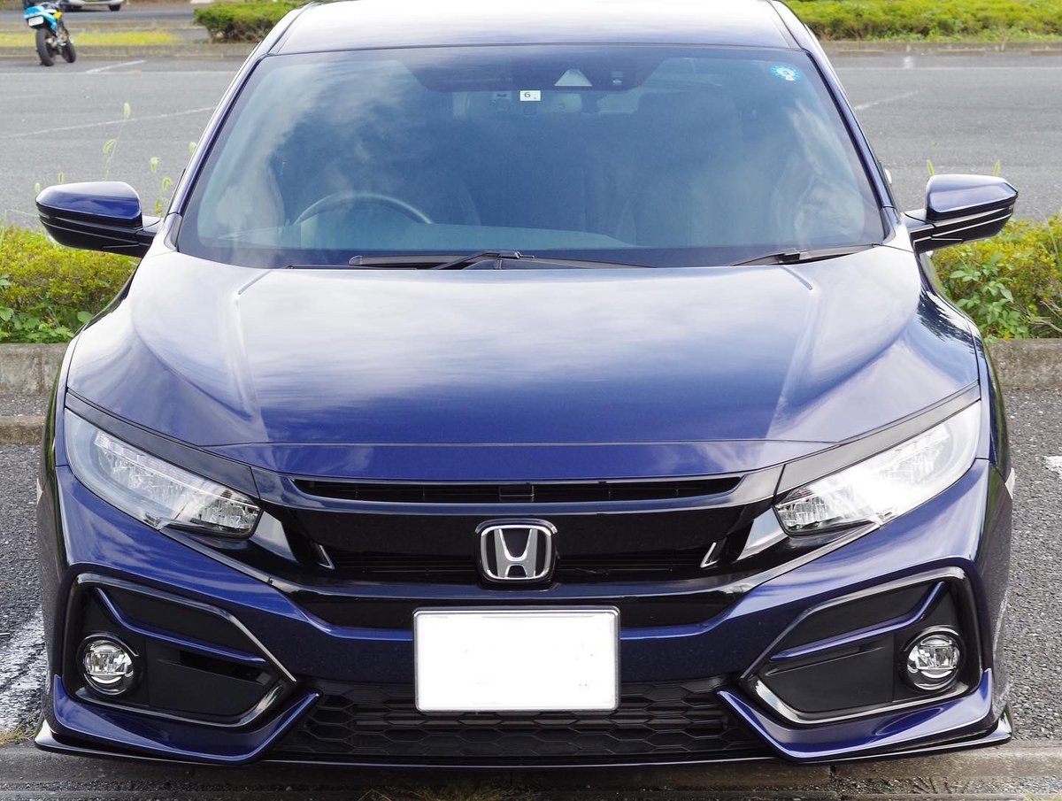 wonderring11's tweet photo. 実はシビックハッチバックFK7買いました✌️
7月31日に納車されました‼️

オブシダンブルーパール‼️
カッコよすぎる‼️

中古でしたが低走行、社外パーツが何点か入ってるものでした見に行っただけのつもりが買ってました(笑)

#シビックハッチバック
#FK7
#マニュアル
#ホンダ https://t.co/IX1OXn5z1c