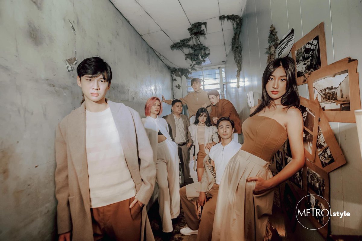 rjjuanderland's tweet photo. #ConnectedTheMovie cast with Direk @TheodoreBoborol on Metro Style ✨🤎
📸 @MetroMagPH
@richardjuan #RichardJuan #Juanderer https://t.co/gByYurYWxY
