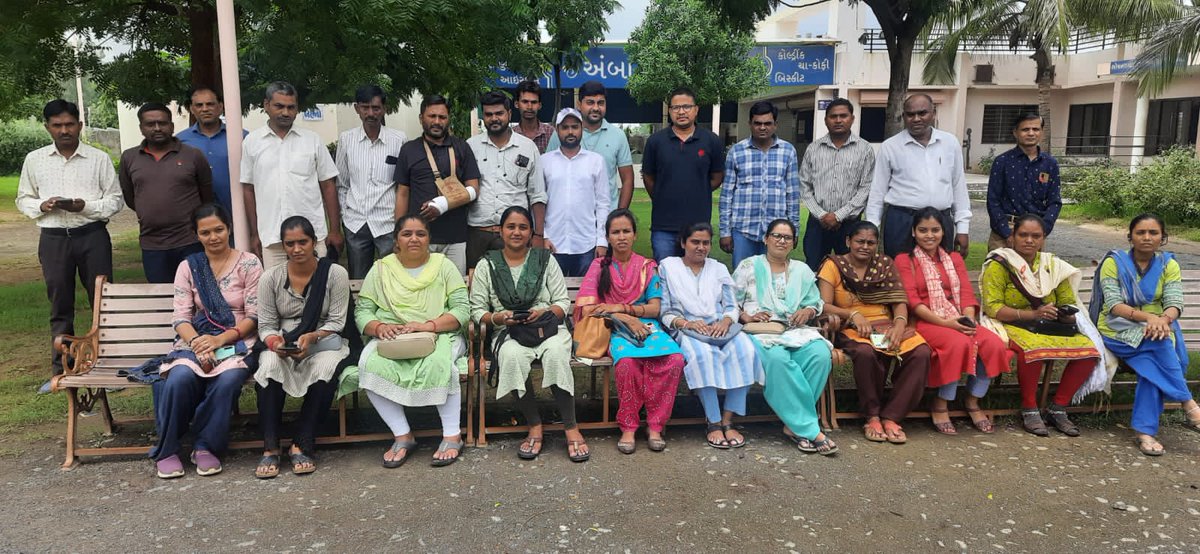 હડતાલ નો પ્રથમ દિવસ 2/8/22
ગોધરા તાલુકા તલાટી કમ મંત્રી મંડળ 
જીલ્લો- પંચમહાલ