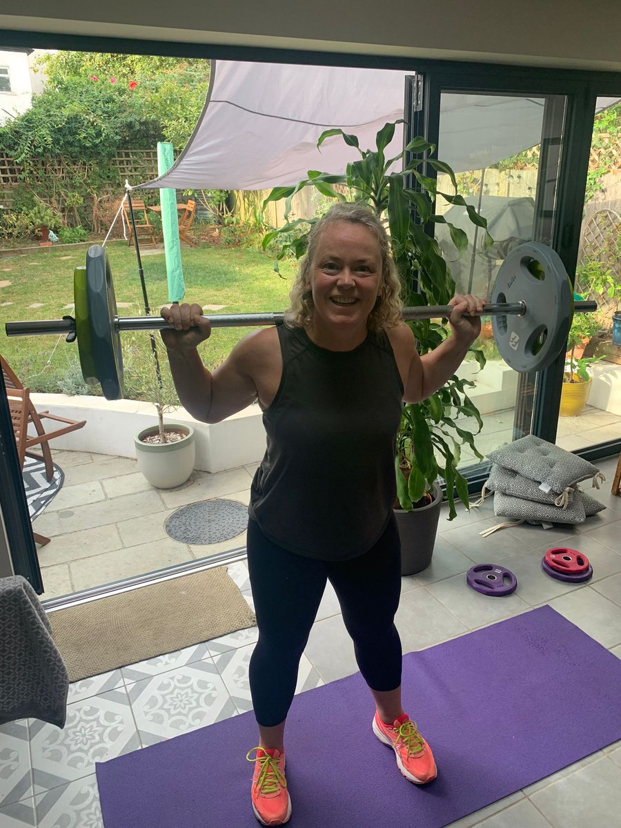 So missed the start of #WeActiveChallenge yesterday 😬 but here’s todays photo after my #lesmills weights workout #AHPsActive