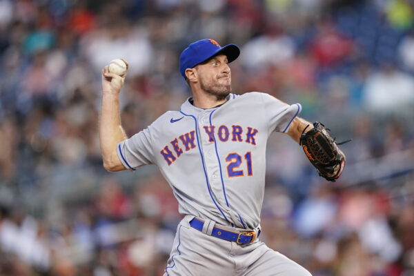 WASHINGTON—Pete Alonso and Francisco Lindor homered, Max Scherzer defeated his former team, and the New York Mets beat the Washington Nationals 7–3 Monday night for their seventh consecutive victory on the eve of ace Jacob deGrom’s season debut. # # #
https://t.co/EdFmIP6rPa https://t.co/GNUJEXudXE