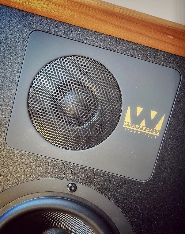 wharfedalehifi's tweet photo. It's all in the details 🎶

Anyone else picking up a brand new Wharfedale speaker this week?

#Wharfedale https://t.co/B6M9oh2Wrk
