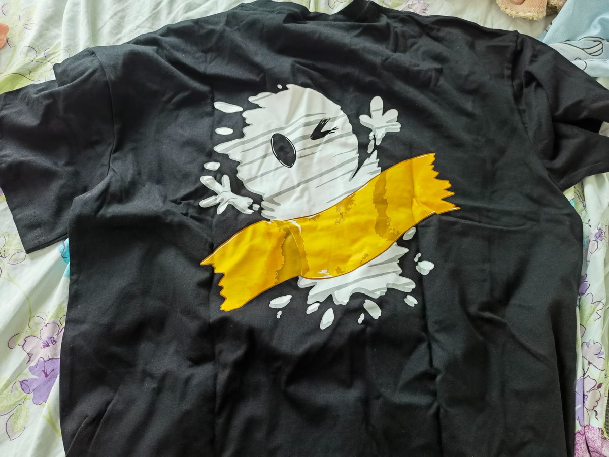 ckytsl1997's tweet photo. 今天过生日，抽一件小幽灵WGG的衣服（4号的，比较大）。

参与规则：

- 关注 @George93294731 + @WeirdoGhostGang 
- 转发，点赞本条推特

24小时后开奖。 https://t.co/i6jjisHSFy