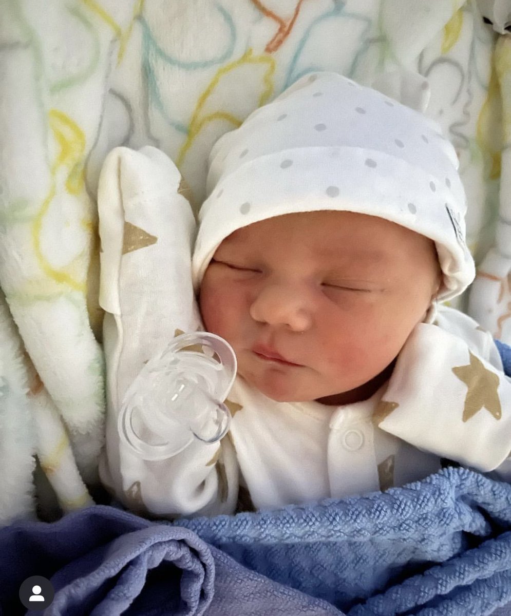 We’re not able 🥺 

Congrats to Producer Extraordinaire <a href="/MariaDevereux/">Maria Devereux</a> &amp; her husband Johnny who welcomed baby Fiadh Erin 🍼 Isn’t she perfect? 💛

🎧 Maria will be on with @DermotTodayFM &amp; <a href="/DaveTodayFM/">Dave Moore</a> shortly - be sure to tune in