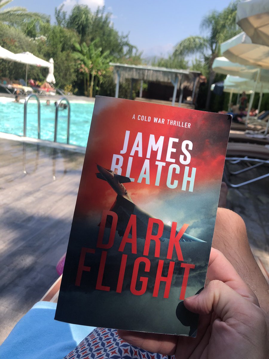 jonathansamuels's tweet photo. Reading my novel-writing friend’s SECOND book filled with jealousy that he’s published before me and hoping it will be RUBBISH but finding out it’s as brilliant as the first - Damn you @JamesBlatch #DarkFlight #FinalFlight @SelfPubForm https://t.co/Hvxr7BxESV