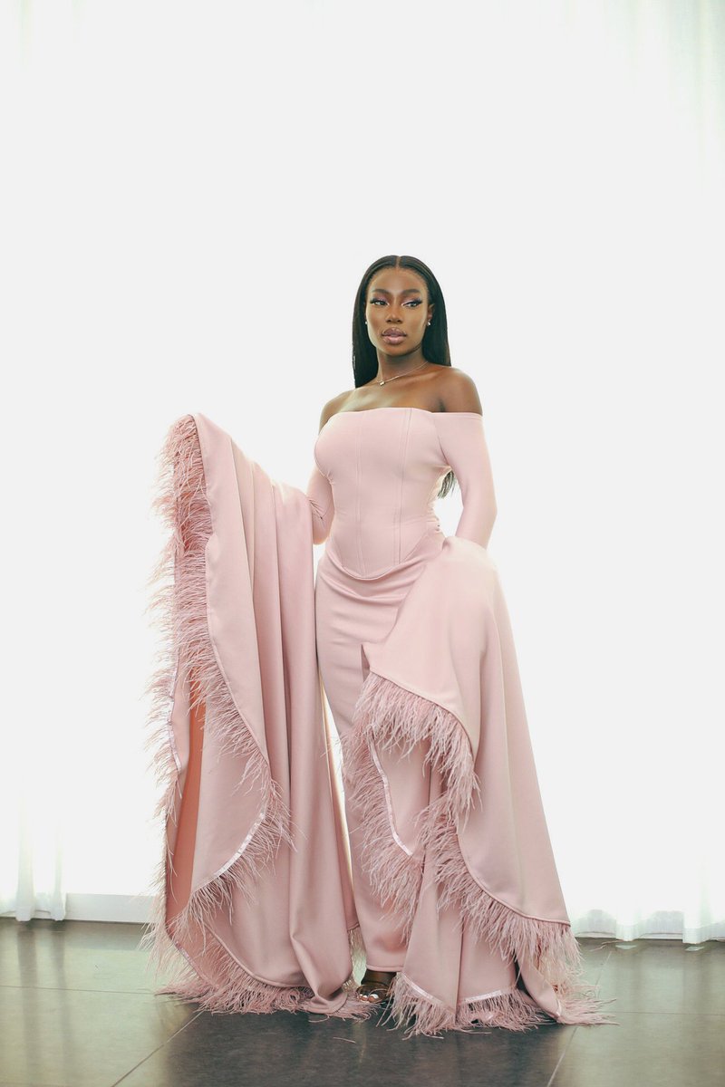 AdeolaPatronne's tweet image. #GRMGALA 2022 🥂