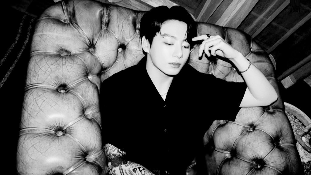 liskookloops's tweet image. 