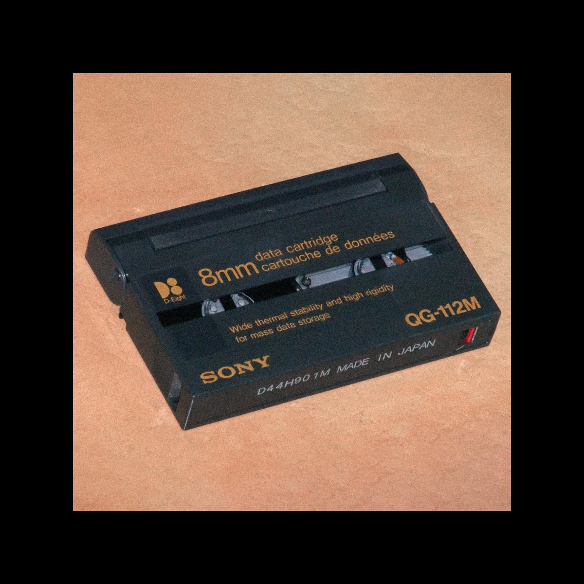 sonylogos's tweet photo. D-Eight (1989)
#sony #design #logo #logodesign #logoinspiration #branding #d8 #deight #8mm #digital8 https://t.co/VwHVG3KHY1