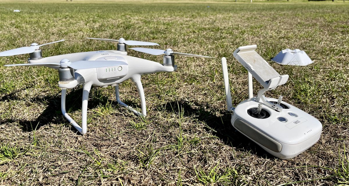 Myself and other members of <a href="/HunterBirders/">Hunter Bird Observers Club (HBOC)</a> spend the past two days learning to fly drones. Our newly-acquired skills will be applied to surveying shorebirds in the Hunter region ☺️

<a href="/Aviassist1/">AviAssist</a>