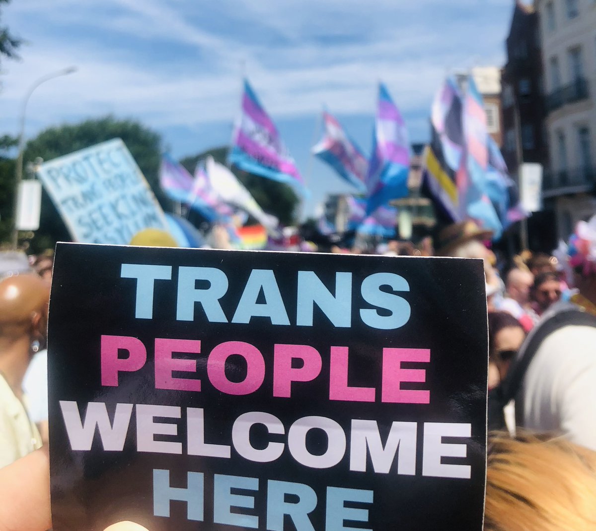 brightonanti's tweet photo. 🔴⚫️Homophobes, transphobes and fascists are coming to Brighton. Show them what our city is known for!

We’ve been asked to share a call to join the protest against hate and bigotry on Thursday 4th - Jubilee Library - 10 AM.🏳️‍🌈🏳️‍⚧️ https://t.co/OY3KHqH9kZ