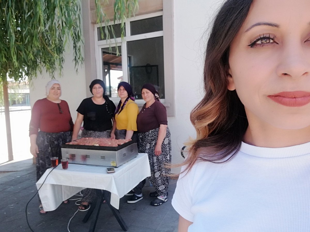 sinanpasakoop03's tweet photo. Bugünkü Kültür Cafe Menümüz Yayla Çorbası, Pilav ve Izgara Çeşitleridir.
@kubrayigitbasi
@mehmetkeklik94
@SinanpasaKym
@bskerdal
@AfyonValiligi
@afyonkulturevi https://t.co/bcRH0ishbq