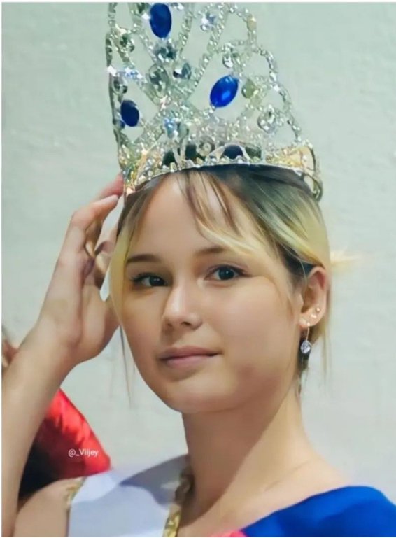 TeamStephOFCL's tweet photo. Are ya’ll ready to see our PBB Ms. Kumuniteen later? Let us all watch and enjoy as she answers Pageant questions👸! Live on her kumu account at 7 P.M.

#StephanieJordan
@stepphaniejordn https://t.co/EcgfQMomjW