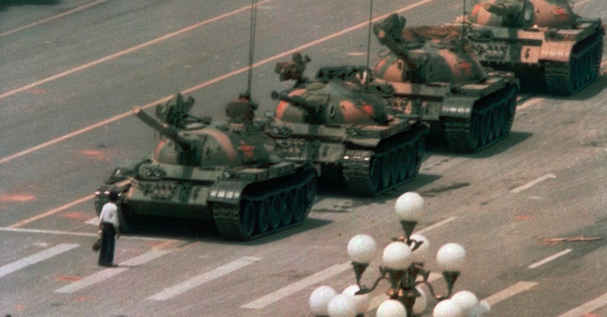 Sajic_S's tweet photo. Doesn't it look like Tiananmen Square? 🤣 https://t.co/6UN7RmihEb