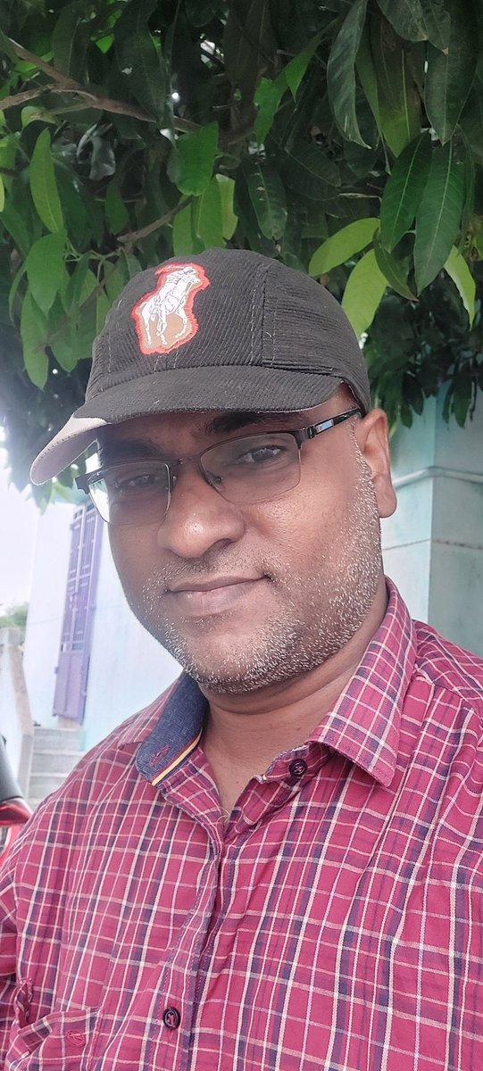 muthurthy's tweet photo. #SmileTwitter &amp;
#MottaiTwitter 🙂 https://t.co/hy8kgtaCuv