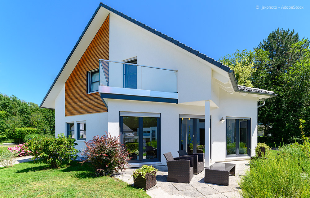 holz_kann's tweet photo. Kann man ein #Holzhaus auf den ersten Blick erkennen- und wann IST es überhaupt eines? Alles, was ein Holzhaus ausmacht: https://t.co/KeIVtlW7On https://t.co/UeXTk3BA0v