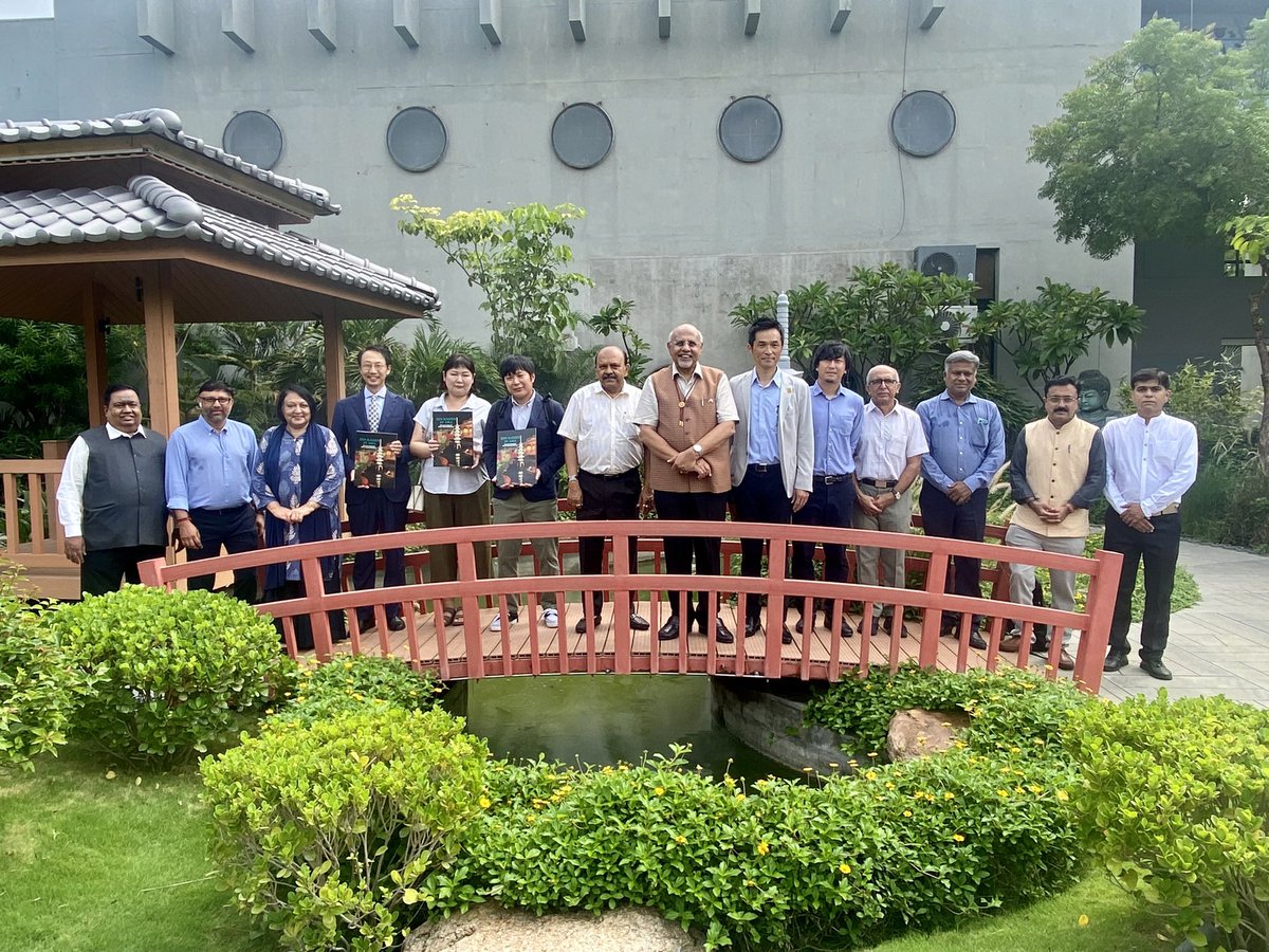 MukeshPatelTax's tweet photo. KEM CHHE KONNICHIWA🌸 @IndoJapanGujrat &amp; @ama_ahmedabad privileged to Welcome Board Members of JAPANESE ASSOCIATION in GUJARAT at Japan Centre &amp; Zen-Kaizen at AMA! OTSUKA PHARMA, MIZUHO BANK, JETRO, HONDA &amp; TDSG were represented! Resolved to Work in Close Cooperation!#JapanIndia https://t.co/XUm45C7J9h