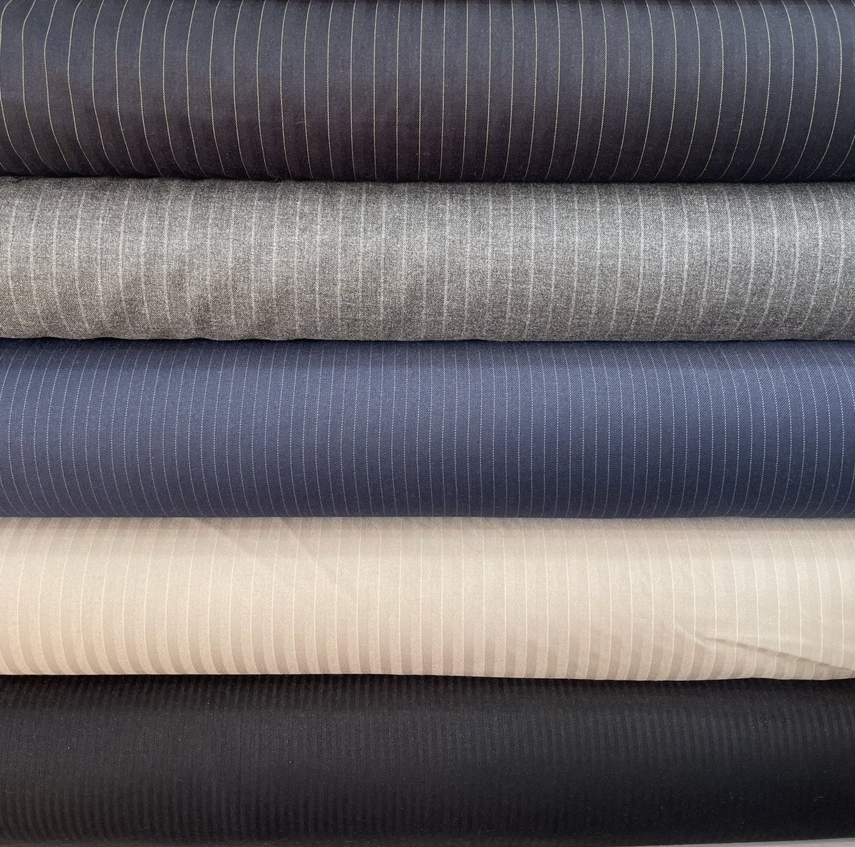 Cool_Textiles's tweet photo. 2k/yard
Dm right away
Limited stock available!
📍Kaduna
Nationwide delivery 🚚
#Affordable #Cool_Textiles #yards #kaftans #fashion #style #fabrics #textiles #cotton #materials #Arewa #arewaweddings #groomsmen #newyear #stocks #clothes #tradionalwear #culturalwear #culture https://t.co/W0RXAskGYZ