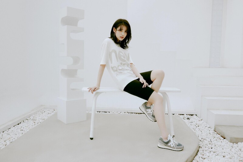 Utopia 유토피아 (IU 李知恩 아이유 이지은) tweet media