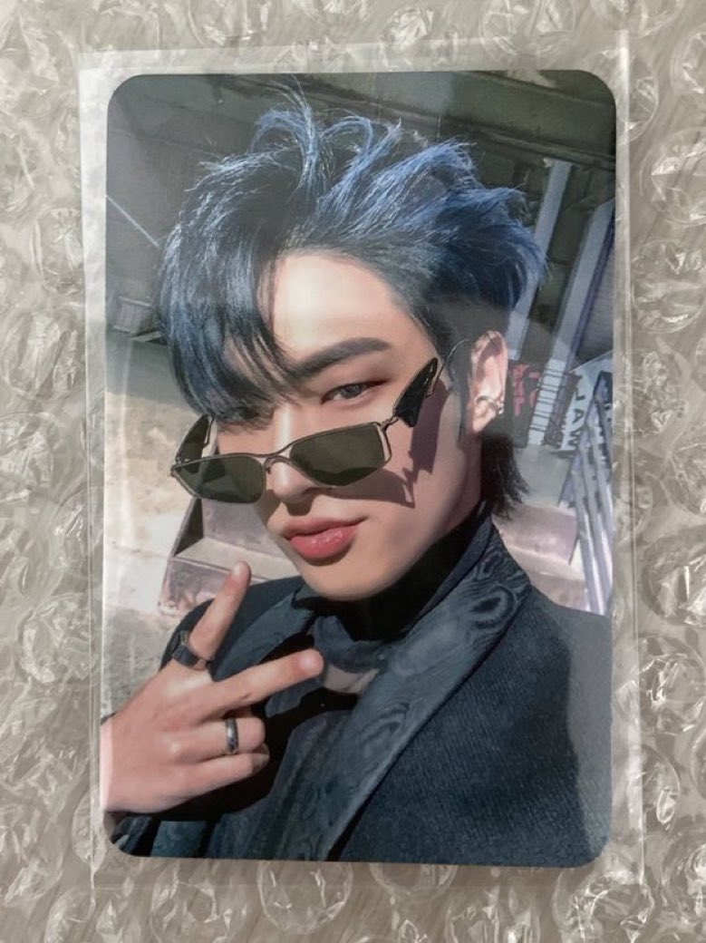 iconicphotocard's tweet photo. 1610. ATEEZ The World Ep.1: Movement Soundwave Benefit Mingi Photocard https://t.co/E15SIELhwt