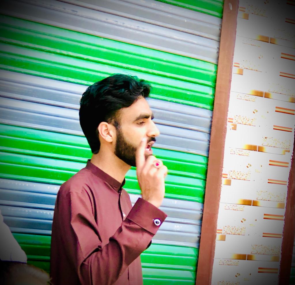 aneeq_khalil's tweet photo. #آواز_دو_ہم_ایک_ہیں✌️⁩🚩

قلعاں ایکشن کمیٹی پونچھ  کی کال پر مکمل شٹر ڈاؤن ہڑتال، انجمن تاجران قلعاں ، سول سوسائٹی اور تمام جماعتوں کے افراد نے شرکت کی اس موقعہ پر احتجاجی مظاہرہ کا انقعاد کیا گیا https://t.co/1O15KfuNAW