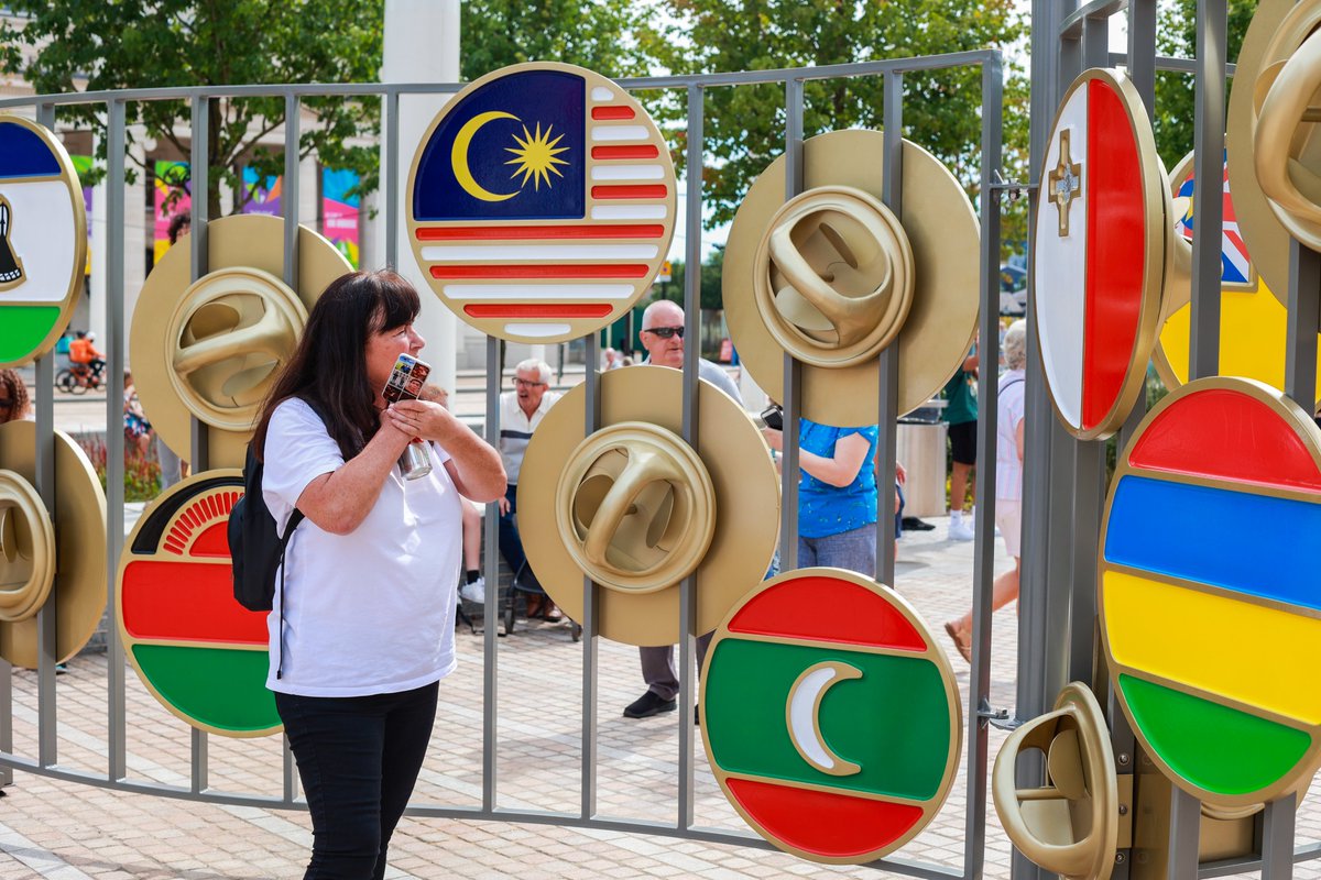 We just can't get enough of the Commonwealth Games Festival sites!

Here are some of our favourite shots from another sunny day at Victoria Square, Centenary Square, Pigeon park and Grand Central Station.

#B2022 #birmingham2022 #commonwealthgames2022 #community