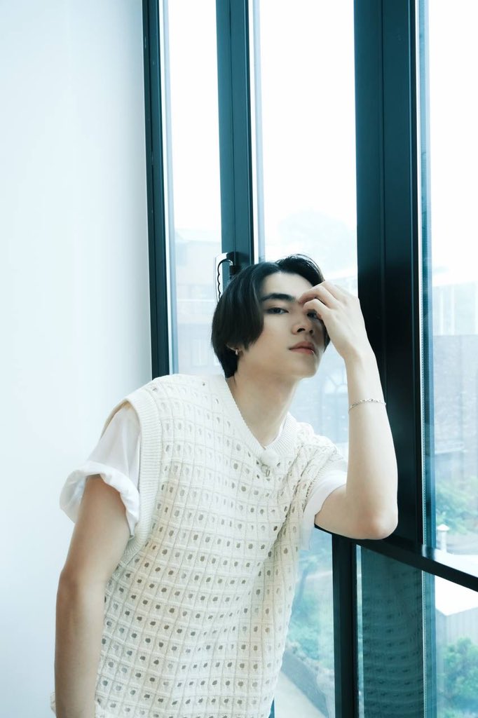 dejunbbl's tweet image. [220802] 🦖💭

(pics) 

Kun-ge's photography is really getting better and better!