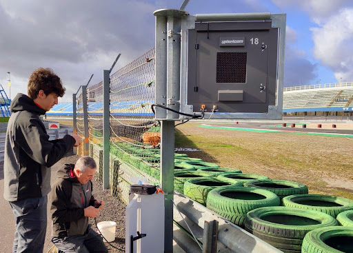 Pixel_Com_'s tweet photo. Getting ready to go to Alcañiz! Our team is in full swing preparing and testing 21 𝗹𝗶𝗴𝗵𝘁 𝗽𝗮𝗻𝗲𝗹𝘀 at the 
𝗔𝗻𝗶𝗺𝗼𝗰𝗮 𝗕𝗿𝗮𝗻𝗱𝘀 𝗚𝗿𝗮𝗻𝗱 𝗣𝗿𝗶𝘅 to be held from 16-18 September at @AragonMotorLand. 🏍💨
Safety and speed must always go hand in hand!🤜🤛 #MotoGP https://t.co/Wb0sVlT48m